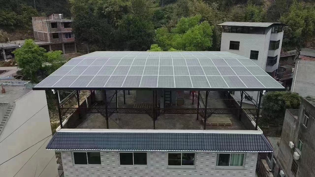 阿勒泰15kw+10kwh自建别墅家庭光伏储能系统